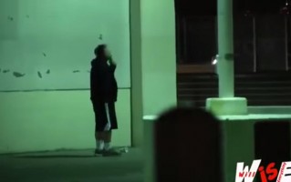 恶搞路人追电梯视频，恶搞路人追电梯视频大全